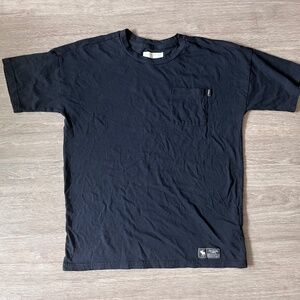 Abercrombie kids  boys black oversized t-shirt pocket 15-16 nwot